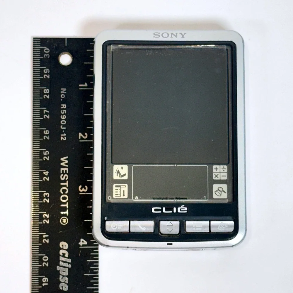 Sony CLIE PEG-SJ22/U Personal Entertainment Organizer Palm OS PDA wCharger Works